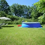 Chateau De Bed & Breakfast