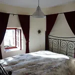Bed & Breakfast Chateau De Camurac