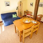Chateau De Bed & Breakfast
