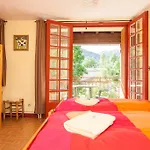 Chateau De Bed & Breakfast 3*