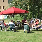 Chateau De Bed & Breakfast 3*