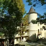 Chateau De Bed & Breakfast