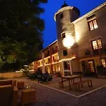 Bed & Breakfast Chateau De Camurac